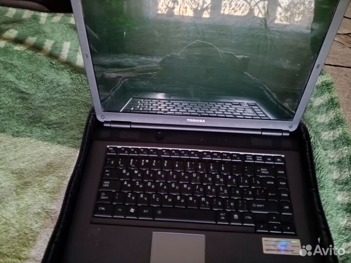 Ноутбук toshiba