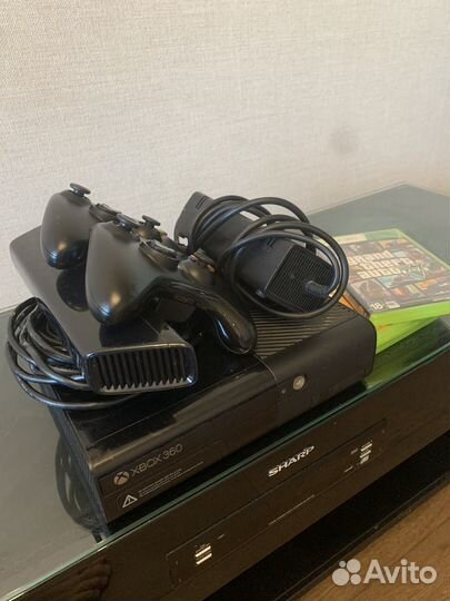 Microsoft xbox360 + Kinect + 2 джостика