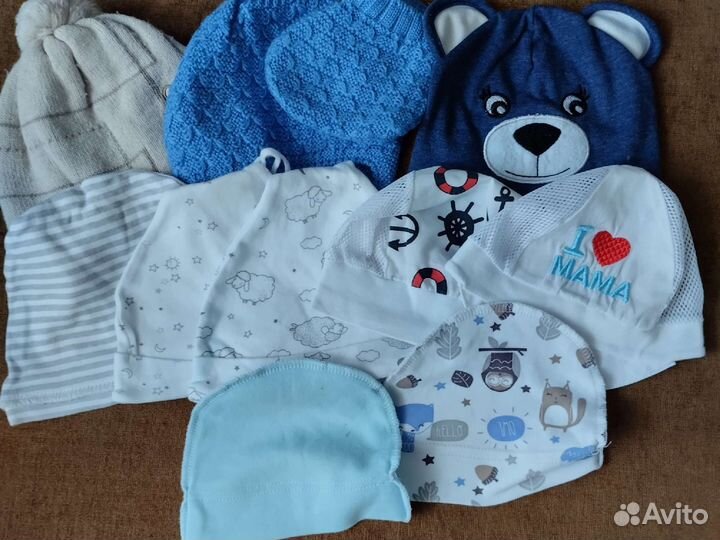 Для детей шапочки,носочки,бутолычка