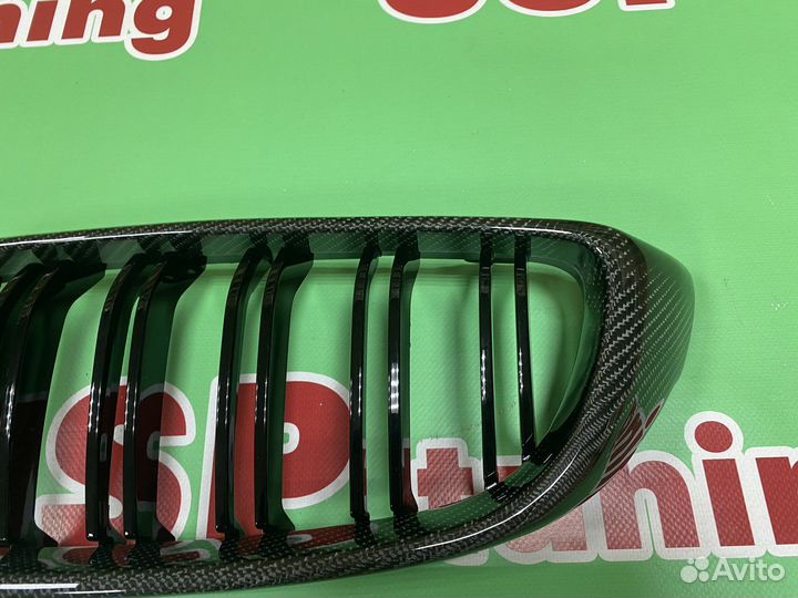 Решетка радиатора BMW F32 F82 карбон