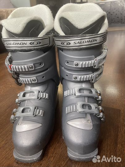 Горнолыжные ботинки