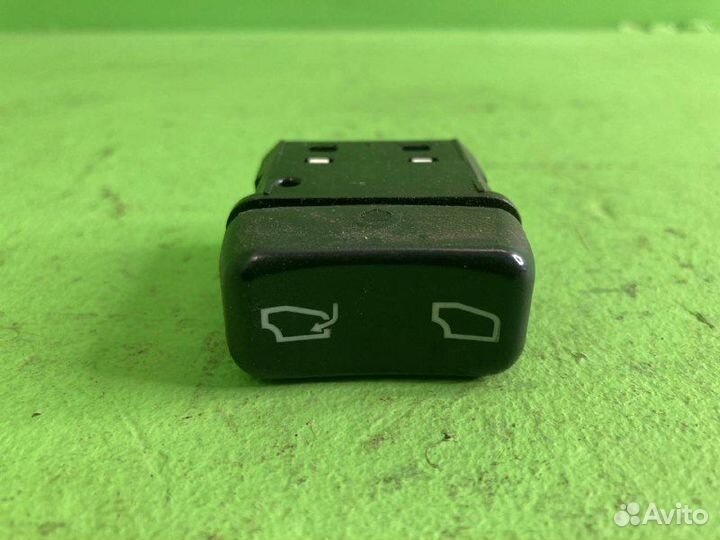 Выключатель клавишный KAMAZ 5490-S5