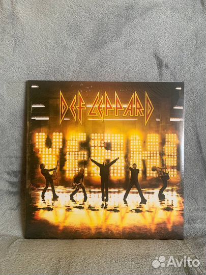 Виниловые пластинки Def Leppard 