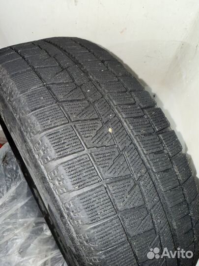 Bridgestone Blizzak Revo GZ 215/60 R16