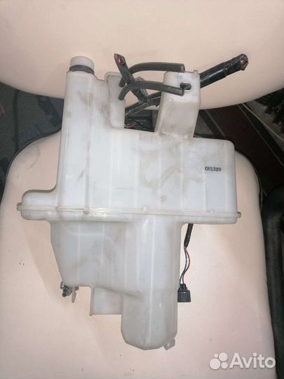 Омывательный бачок Mazda CX-5 2011-2016 год