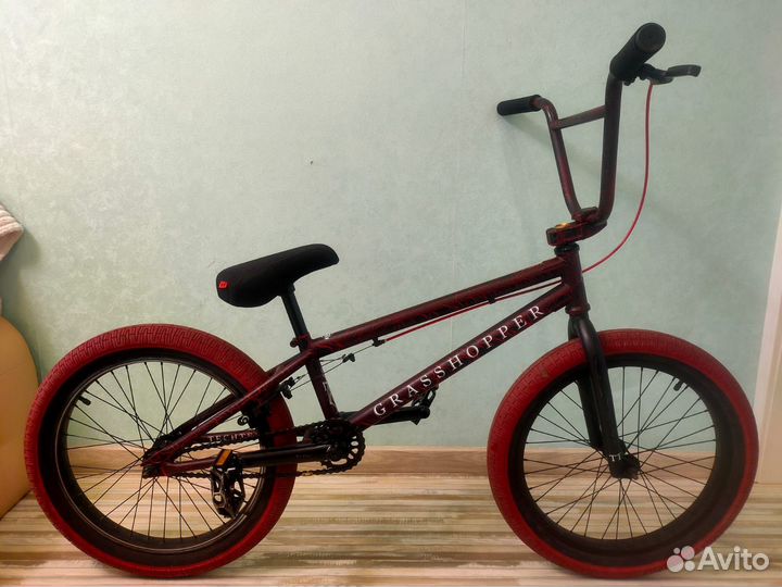 Трюковой велосипед BMX