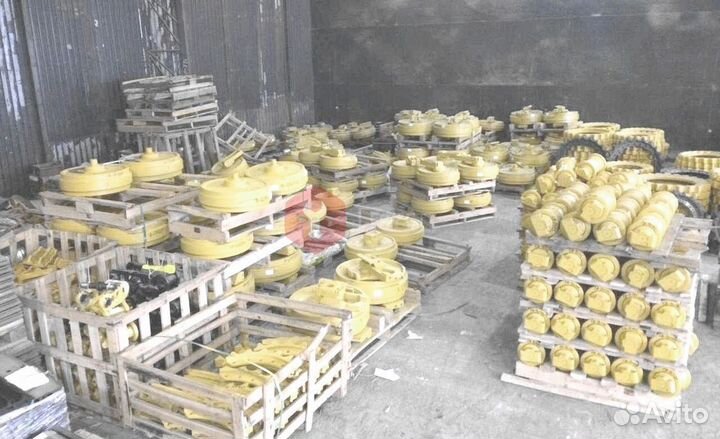 Колесо направляющее Komatsu PC400LC-6 208-30-00201