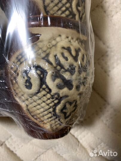 Глиняный кувшин для вина