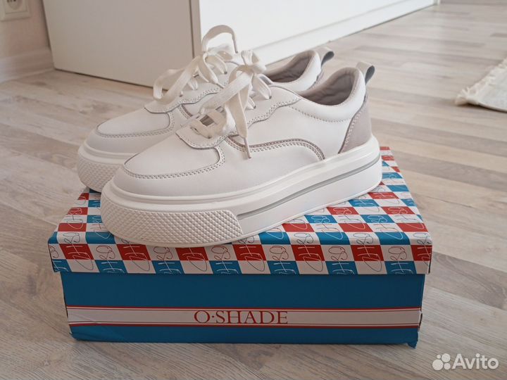 Кроссовки-кеды женские