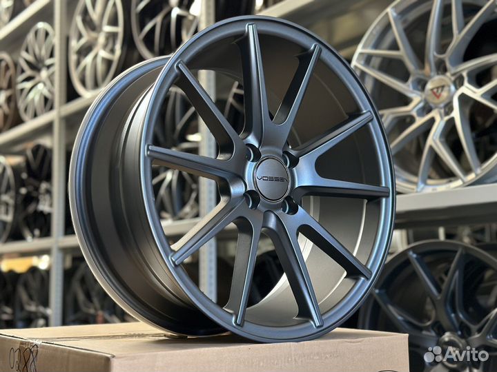 Комплект дисков Vossen VFS1 R17 7,5j 4*100 MGM