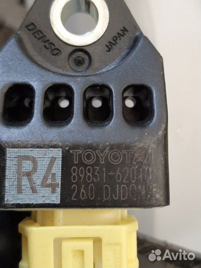 Напольный датчик подушки безопасности Toyota Land