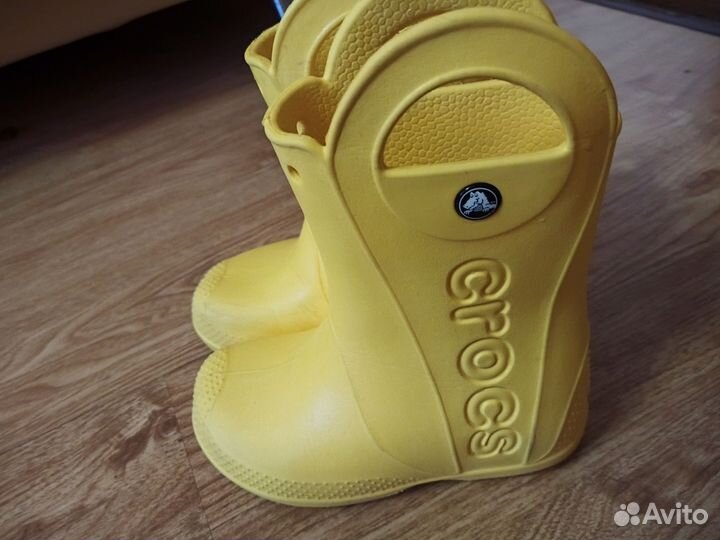 Сапоги Crocs + жилет