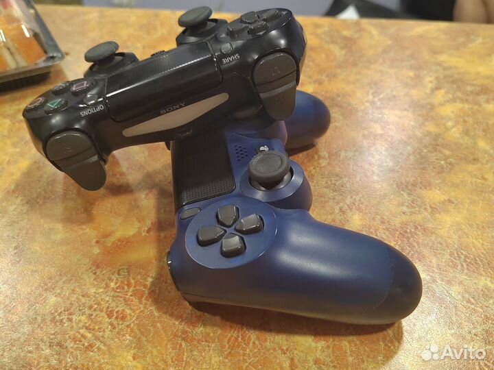 Геймпады от Sony PlayStation 4