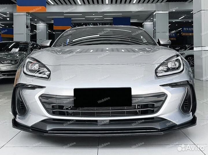 Губа передняя Subaru BRZ ZD8 черный глянец