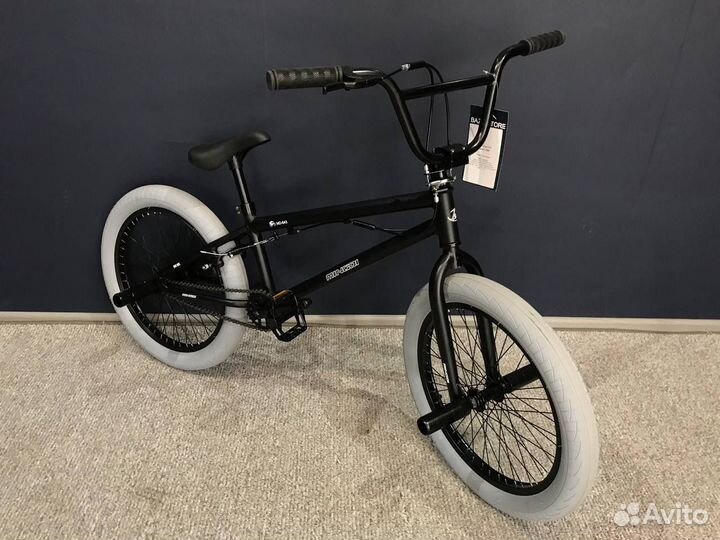 Велосипед BMX новый