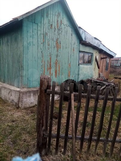 Дача 15 м² на участке 6 сот.