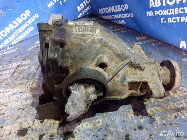 Задний редуктор Bmw E65 седан N62B44 2004