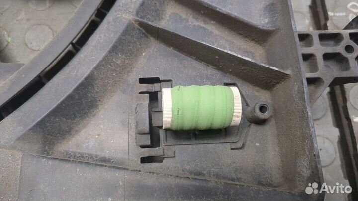 Вентилятор радиатора Chrysler Town-Country 2008, 2008