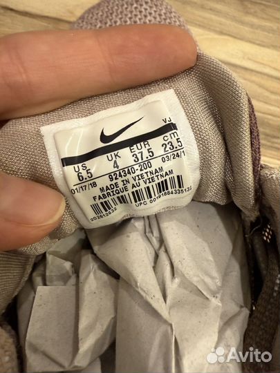 Кроссовки nike оригинал 37,5 р-р