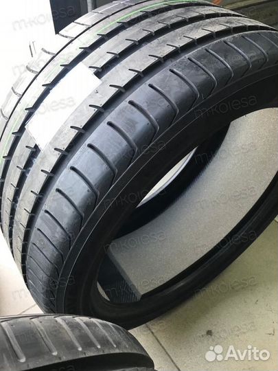Yokohama Advan Sport V105T 305/35 R23
