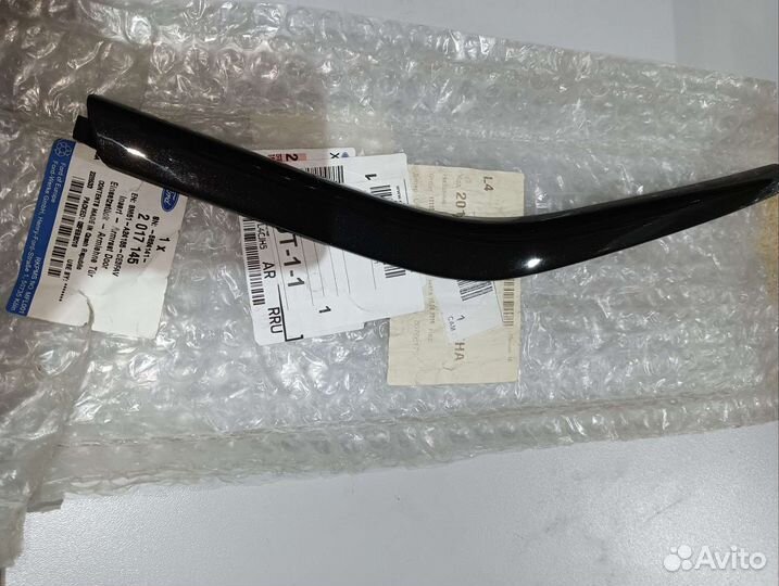 Накладка Ford Focus 3