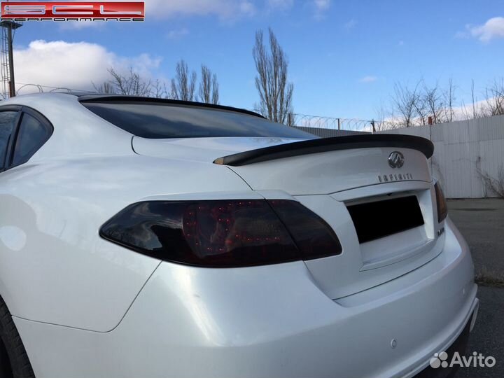 Спойлер Infiniti M37 на крышку багажника 2010-2015