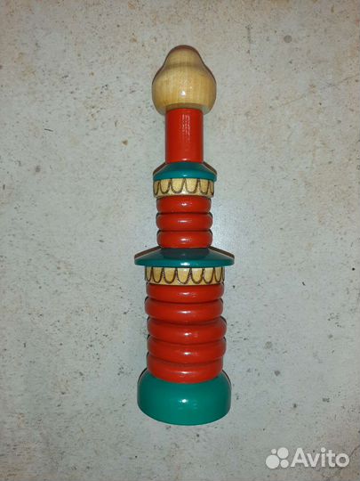 Пирамидка советская новая