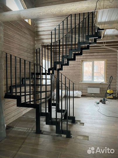 Лестница межэтаж каркас в избу