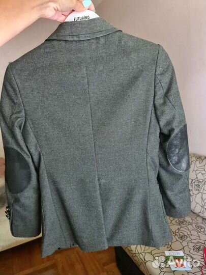 Пиджак школьный 122р на мальчика школьная форма