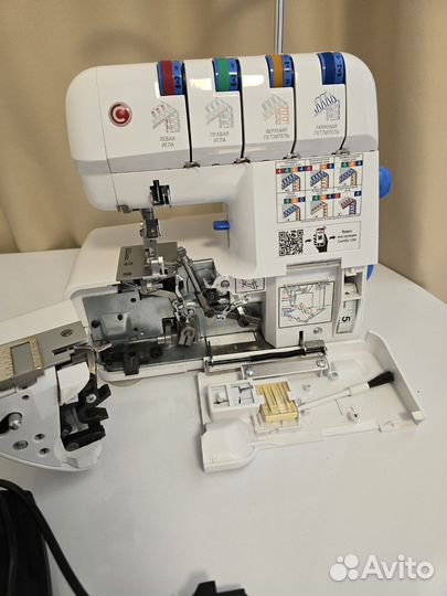Оверлок Comfort 550