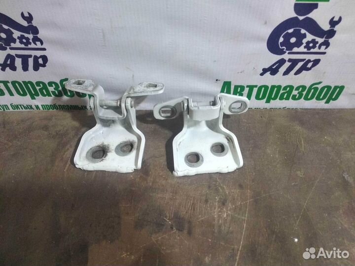 Петля двери задней/лев. LADA Largus Cross