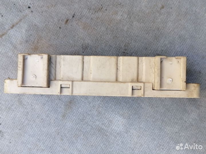 Блок предохранит.салона Nissan Almera N15 1999