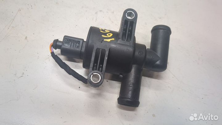 Насос водяной Volkswagen Atlas Cross Sport 2019, 2