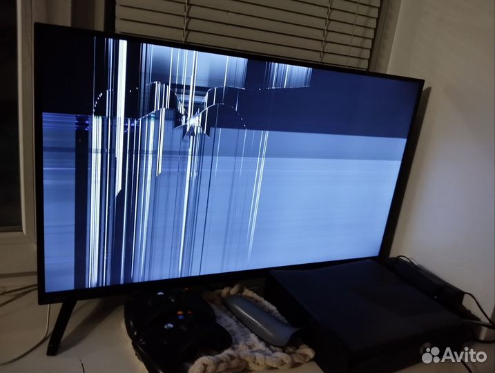 Телевизор на запчасти