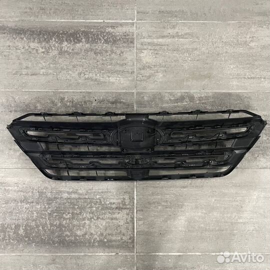 Решетка радиатора Subaru Outback 91121AN110 BT5