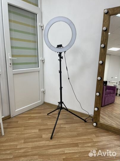Кольцевая лампа со штативом 45 см диаметр