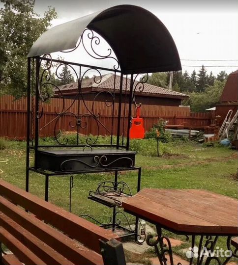 Мангал с печкой и крышей