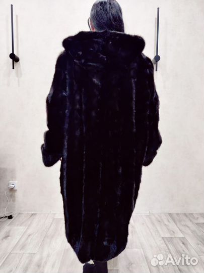 Шуба норковая с капюшоном