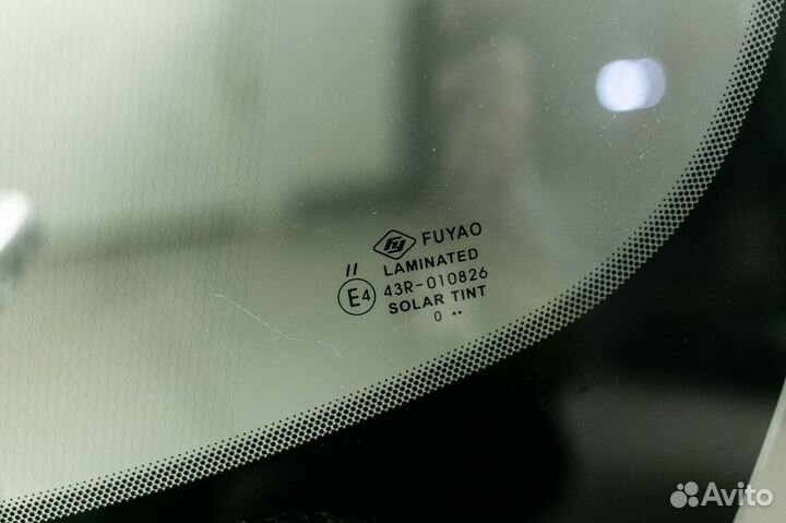 Лобовое стекло на автомобиль ford focus III