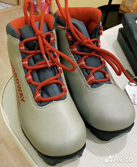 Лыжные ботинки детские 34