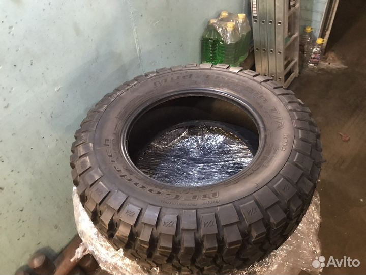 Bfgoodrich Mud-Terrain T/A KM2 255/75 R17