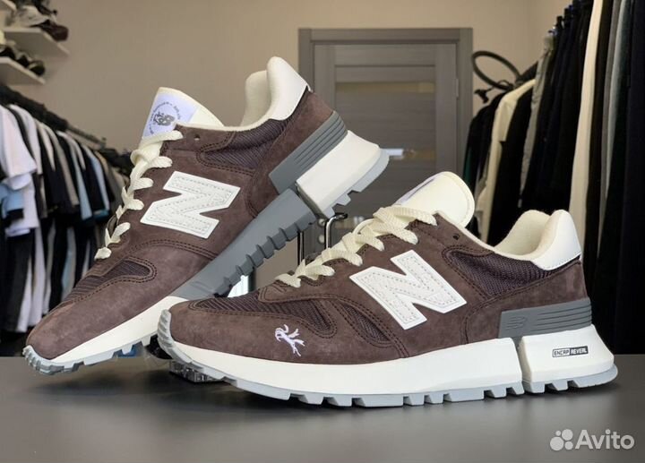 Кроссовки New Balance 1300