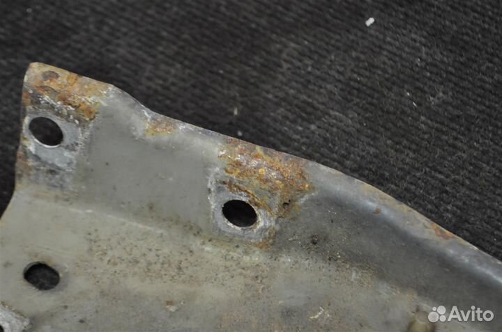 Планка телевизора opel Zafira B A05 (2008)