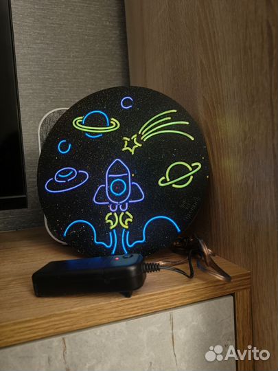 Неоновый светильник ночник