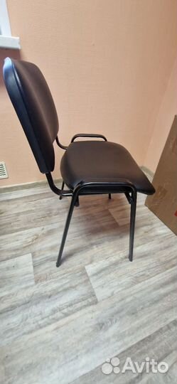 Стул офисный