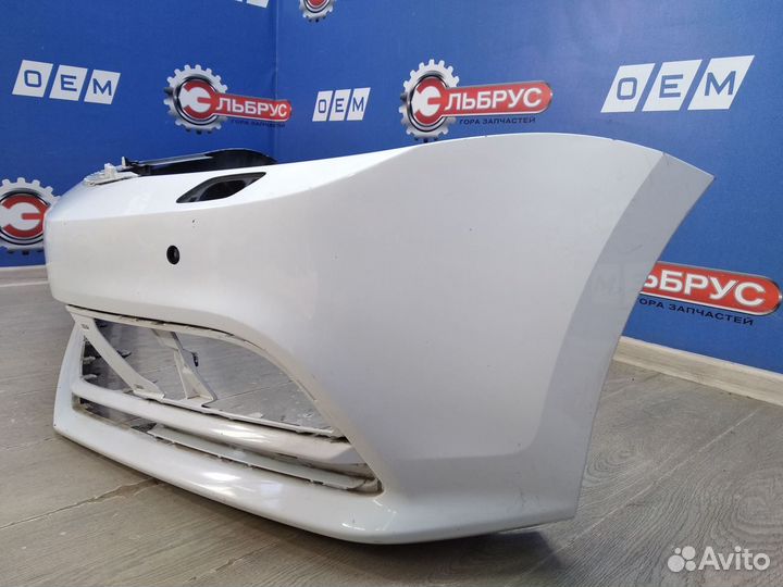 Бампер передний Volkswagen Jetta 6 2010