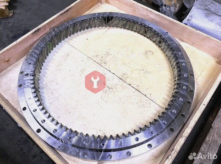 Поворотный круг Hyundai R430LC-9 81NA-01022GG