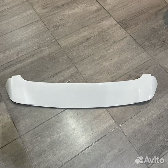 Спойлер Toyota Prius Alpha 7687147050 ZVW40