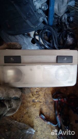 Плафон салонного света Шевроле Малибу