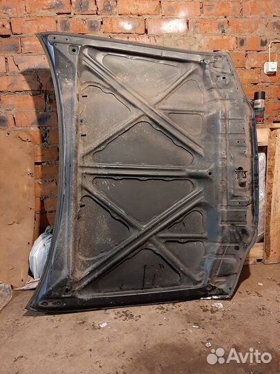 Капот Toyota Sprinter Carib AE111